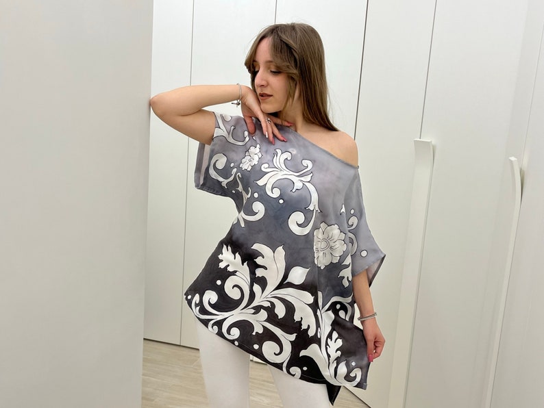 Gray women's blouse with baroque print, hand painted silk blouse for women, baroque dress for girls, art shirt, baroque wedding image 5