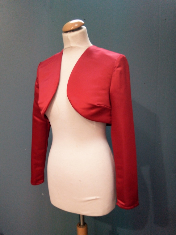 Bolero rouge mariage hotsell