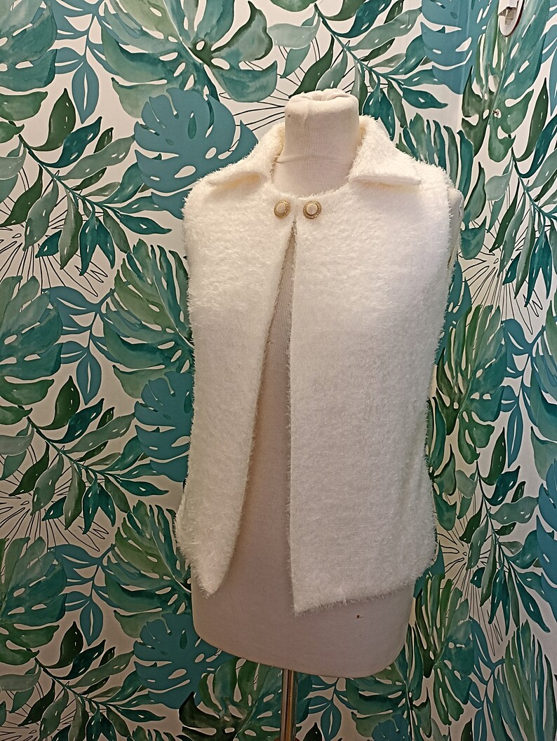Cape et gilet de mariée amovibles fausse fourrure ivoire