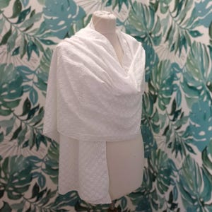 Off-White Embroidered Cotton Bridal Shawl – 100% Organic Fabric