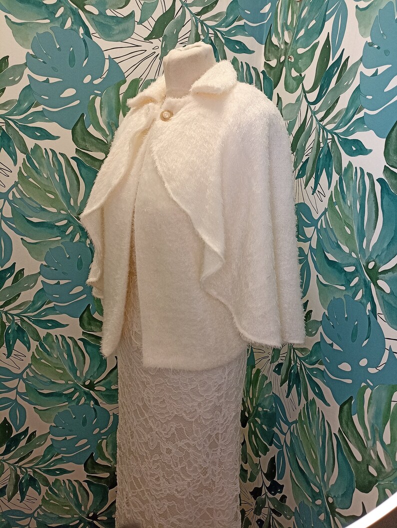 Cape et gilet de mariée amovibles fausse fourrure ivoire