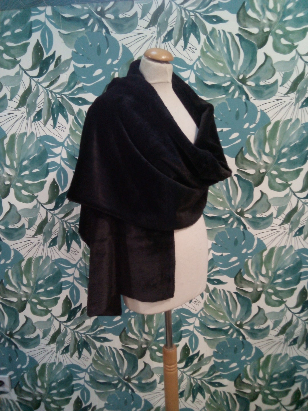 shawl and stole