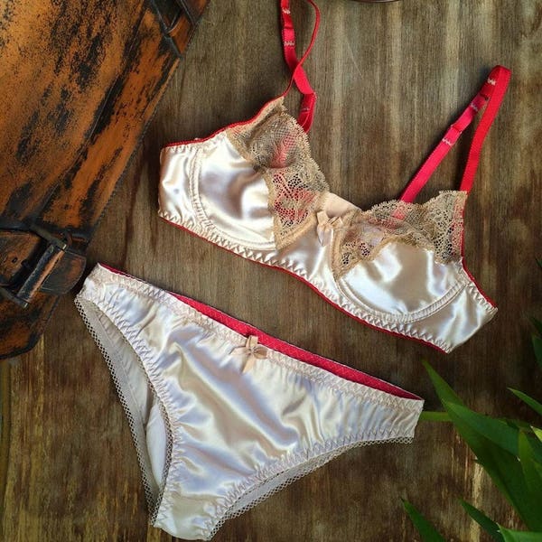 Agnes silk lingerie set, Peach luxury lingerie, Intimate lingerie, Silk bra and silk thong with red straps