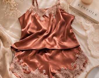 Zijden pyjama's, zijden shorts, zijden top, slaappyjama's, violet ondergoed, lingerie set, ondergoed, kanten lingerie