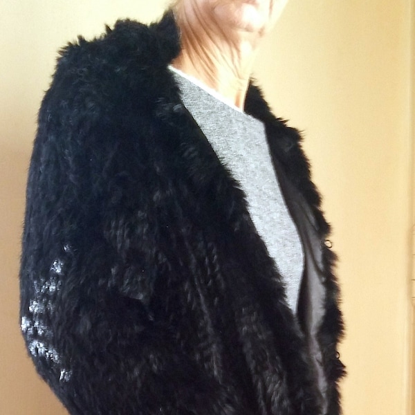 Vintage french woman  black fur coat sixties Manteau femme vintage fourrure noir 1960.