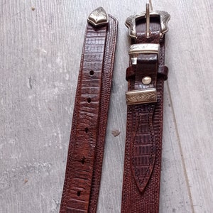 Cinturón vintage en piel gruesa marrón estampado serpiente rock cinturón marrón 103 cm imagen 1