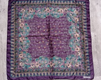 Foulard carré violet Mandala Michel Delain