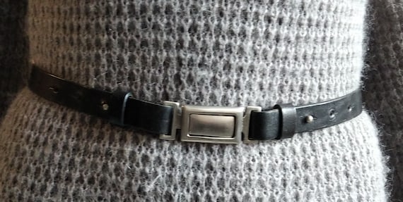 French vintage women's belt ,full grain leather Be