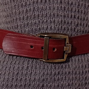 1990's Vintage Dark Brown Leather Belt Brass Buckle Sz S OOAK