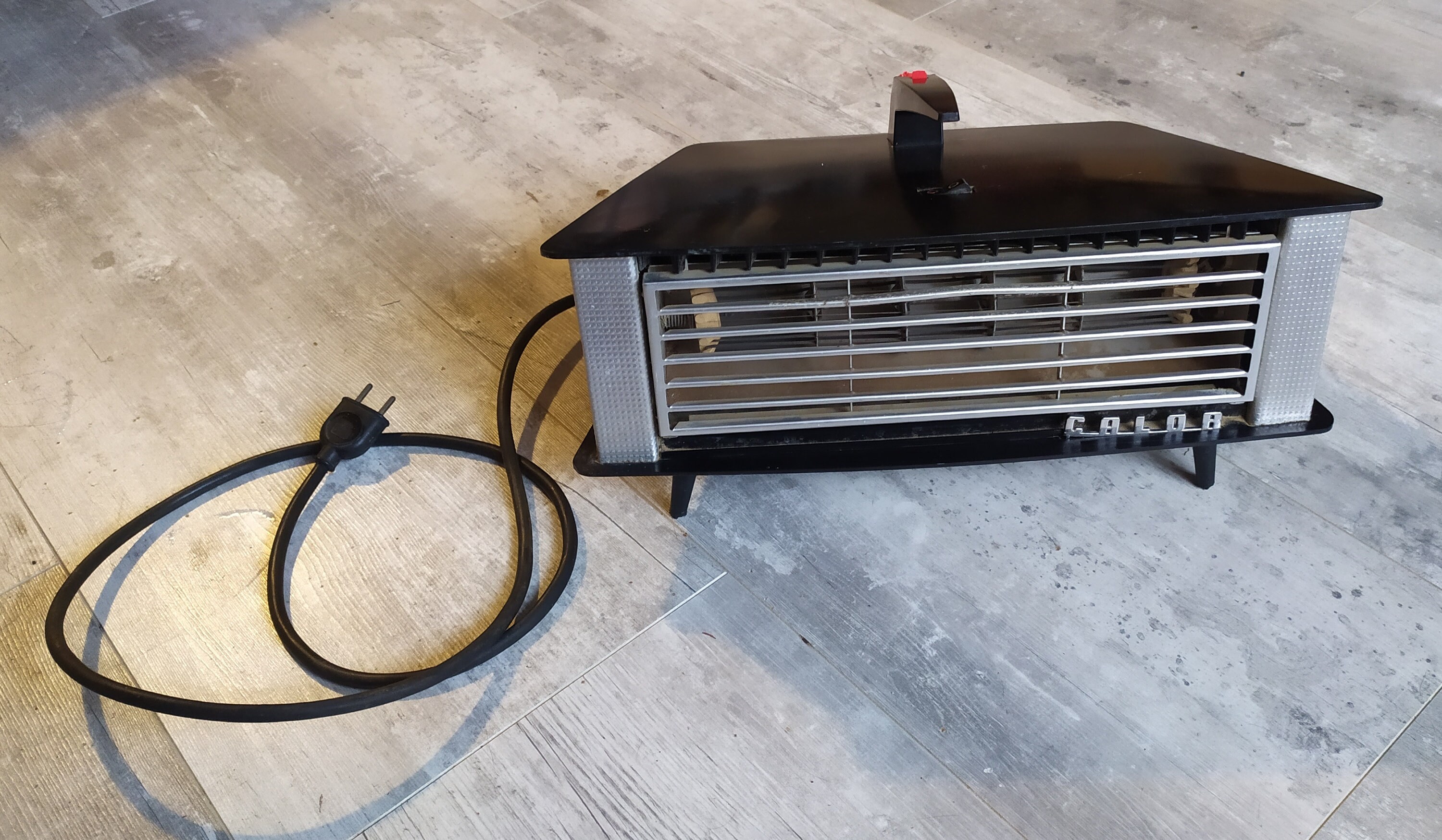 Vintage Auxiliary Heater CALOR Tripod 50s 60s Vintage Good - Etsy Singapore