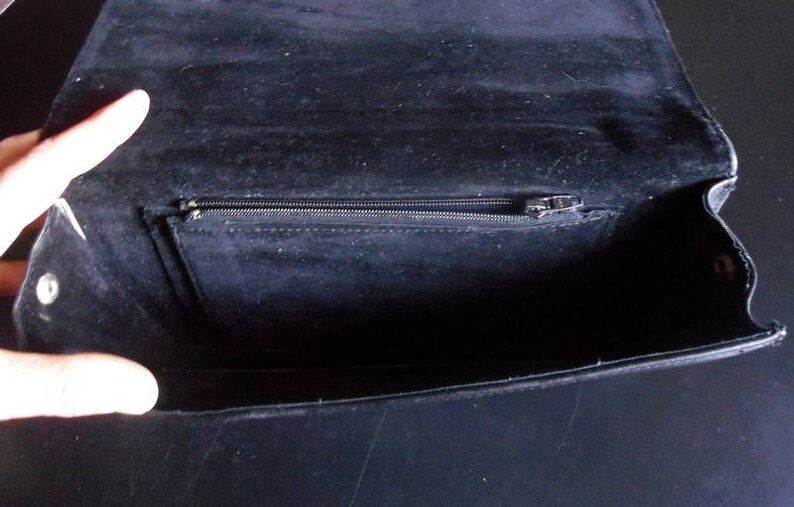 seventies vintage handbag purse black leather clutch Old black leather
