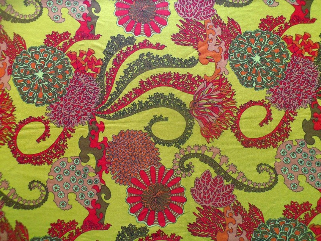 Coupon of Vintage Fabrics Fabrics Real Vintage Floral Motifs Yellow