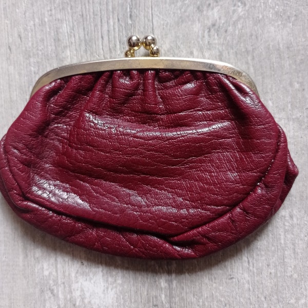 Porte monnaie vintage de grand mère à clip rouge bordeaux