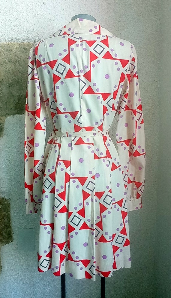 Robe vintage beige rouge pois mauve  1970 Taille … - image 3