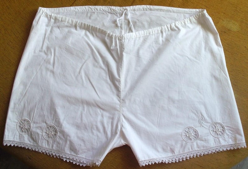 Vintage shorts year old embroidered monogrammed Vintage panties year 50 embroidered monogramd