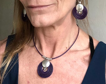 Leather Necklace and Earring Set, Leather Choker Necklace Set, Leather Earrings, Bohemian Leather Jewellery, Purple Leather Jewellery Set