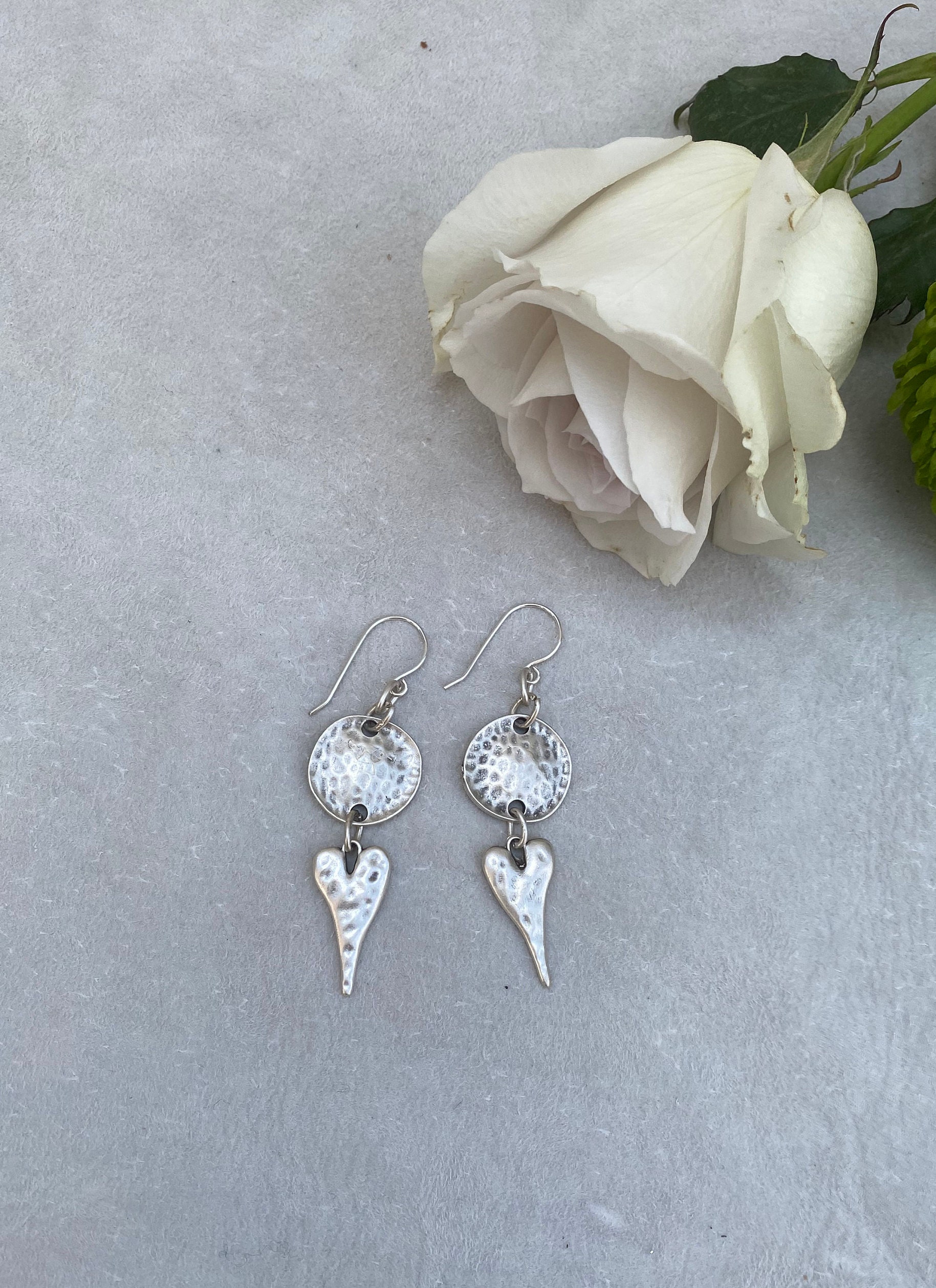 アクセサリー HEART hook earring SILVER925 18G Silver Heart Dangle Earrings, 925 Hooks, Long Heart Earrings