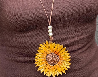 Handmade Leather Sunflower Pendant Necklace: Bohemian Statement Jewelry