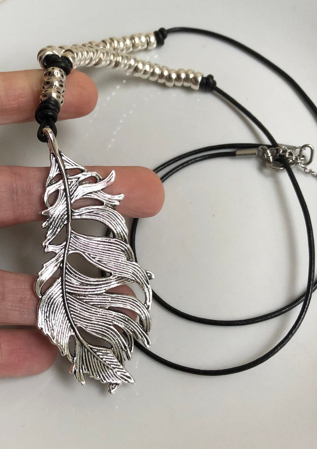 Ciondolo piuma in argento sterling, 7x24 mm, 2 finiture (TH-8268) - Italia