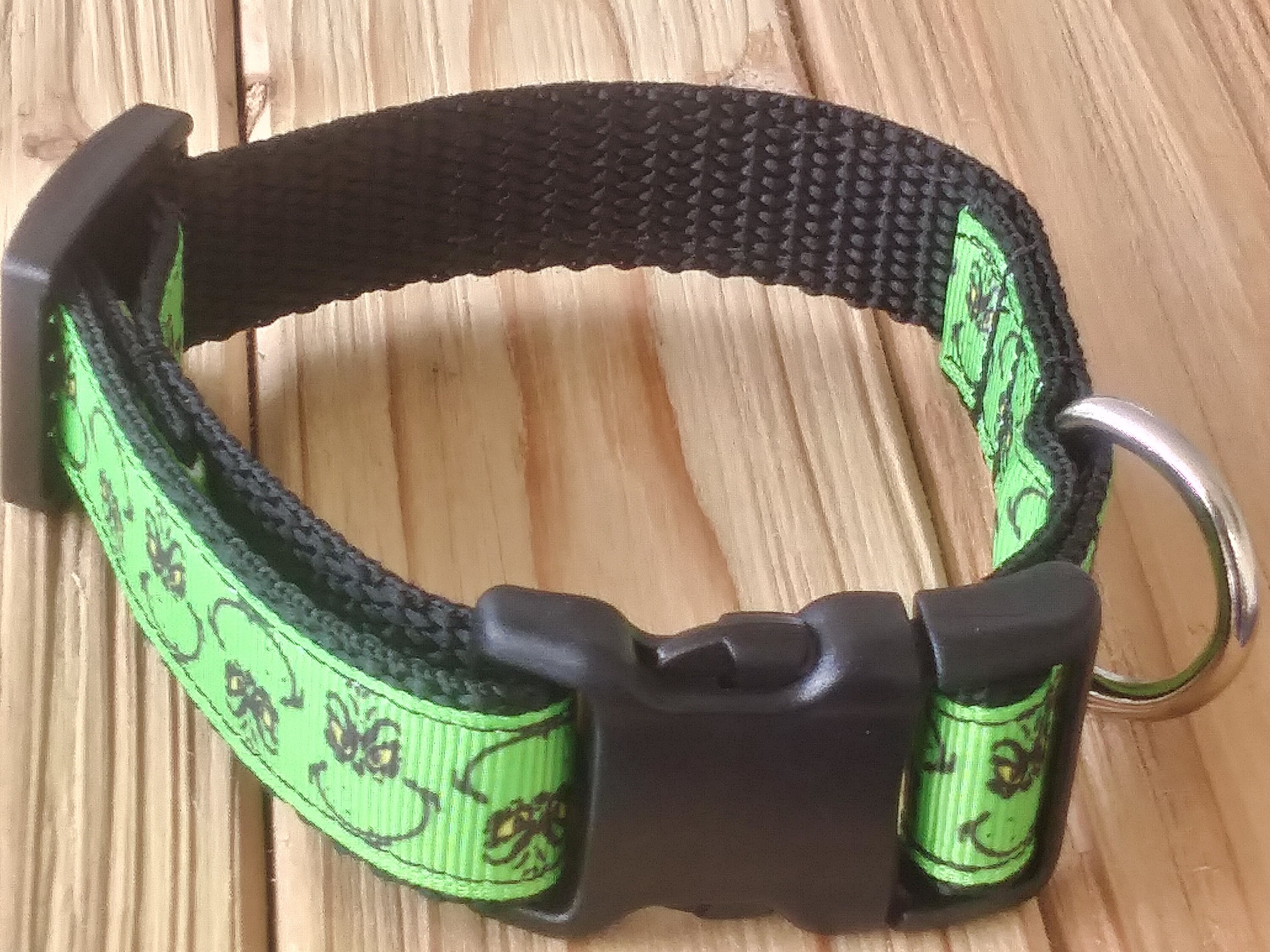 grinch dog collar