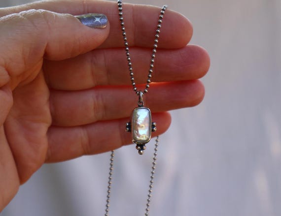 Tidepool Pearl Pendant Necklace