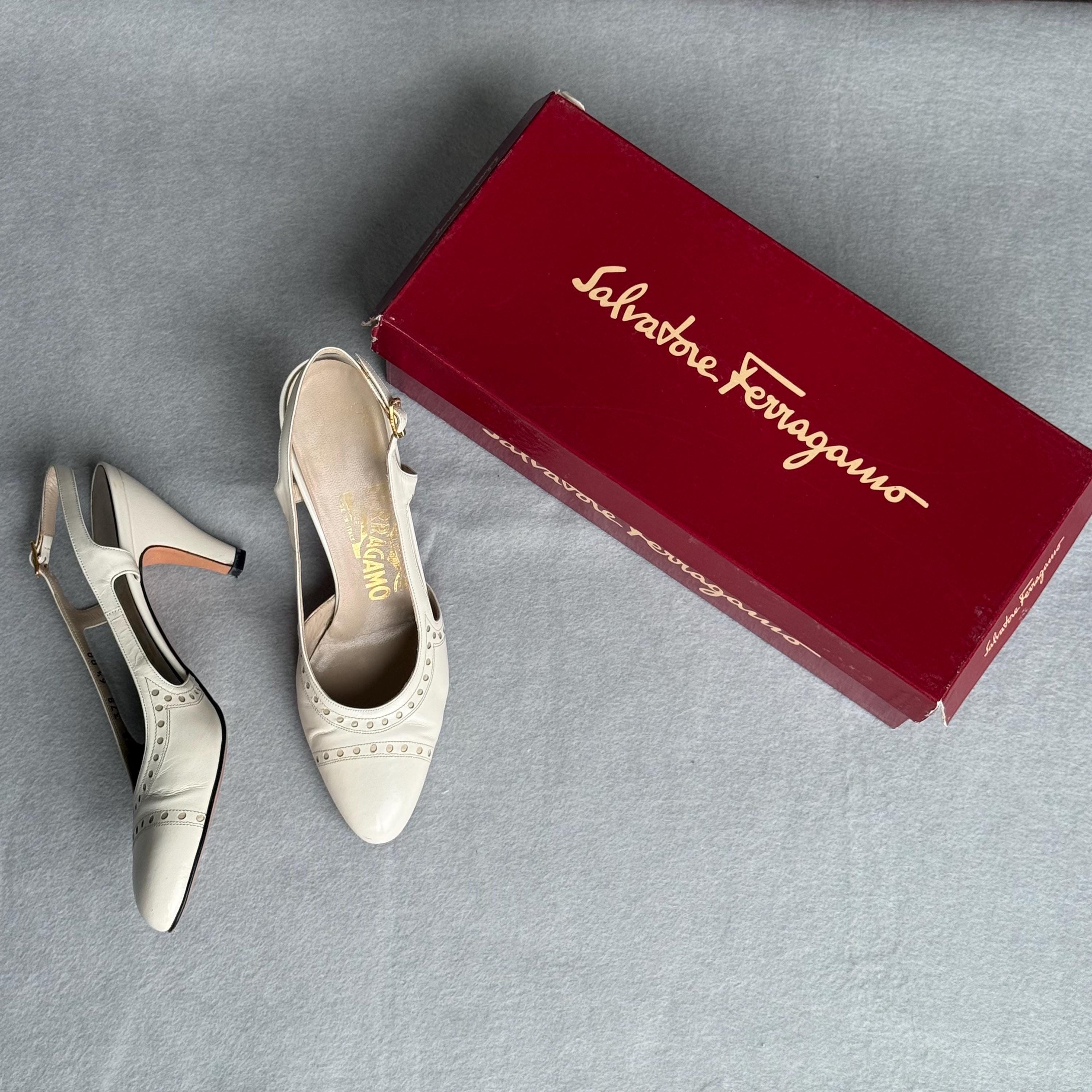 Vintage coach heels - Etsy 日本
