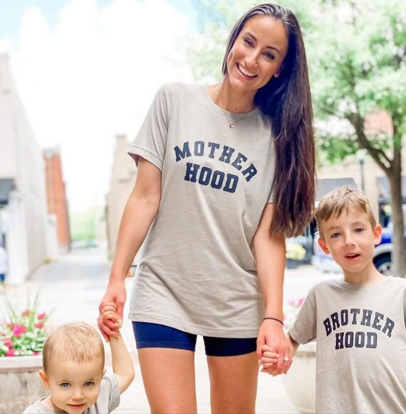 Tee de maternite Tee de maternite en pierre Chemise de maternite Chemise Mama Cadeau pour maman Cadeau de nouvelle maman Maternite Chemise de vie de maman T shirt maman Etsy France