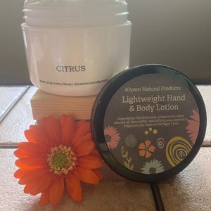Natürliche leichte Hand & Körperlotion 8 oz
