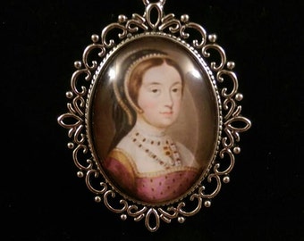 Catherine Howard Organza Ribbon Cameo Pendant Choker Necklace