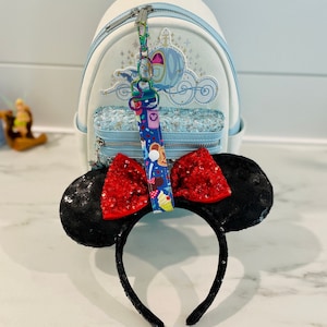Ear Holder / Mouse Ear Holder / Backpack Ear Holder / Ear Key Fob / Park Accessories / Ear Holder / Park Inspired / Ear Buddy / Ear Saver