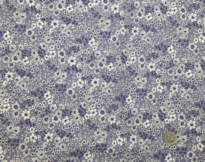 English Pima lawn cotton fabric, priced per 25cm. Flowers