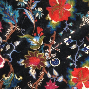 Indian hand printed cotton velvet. Babylon velvet