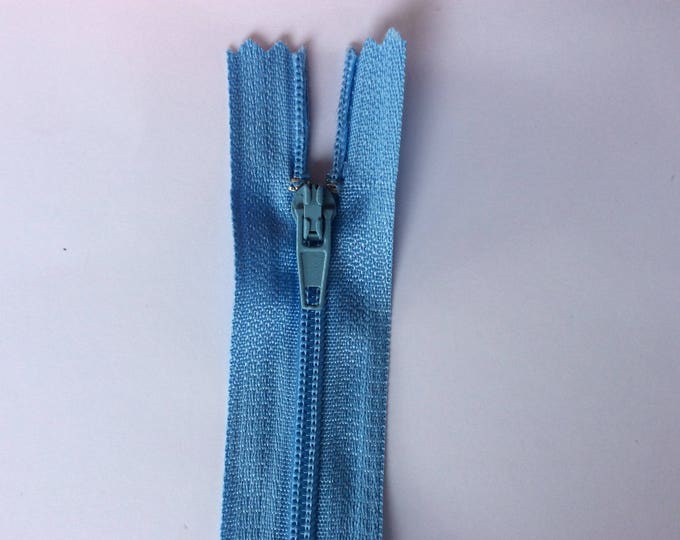 Nylon coil zipper, 30cm (12"), baby blue