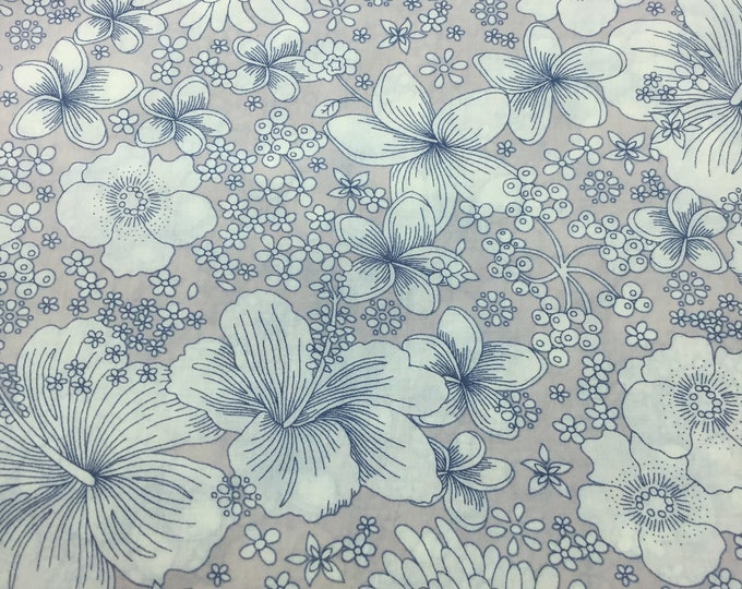English Pima lawn cotton fabric, Hibiscus on nude