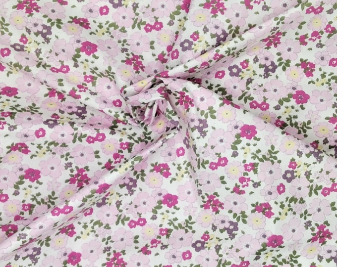 Oekotex certified cotton poplin, pink butterfly print