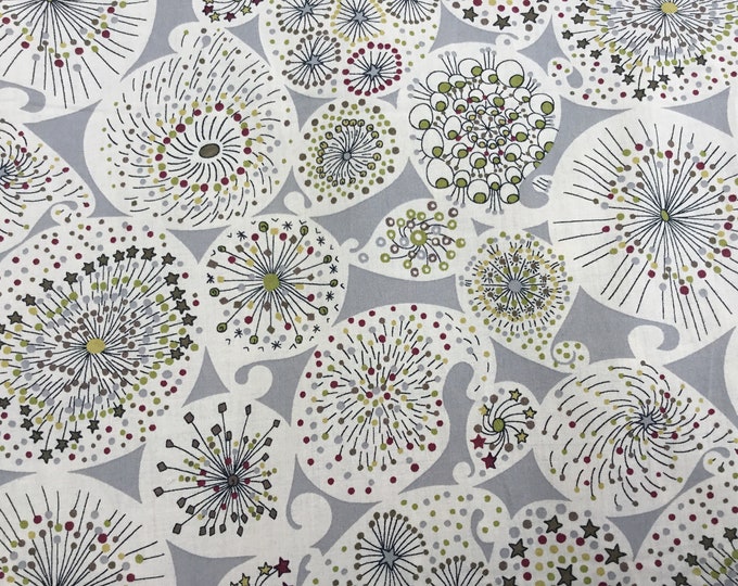 English Pima lawn cotton fabric, Forties on grey