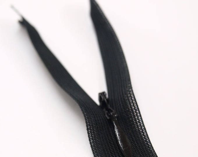 Invisible, concealed nylon coil zipper, 56cm (22") zipper, black