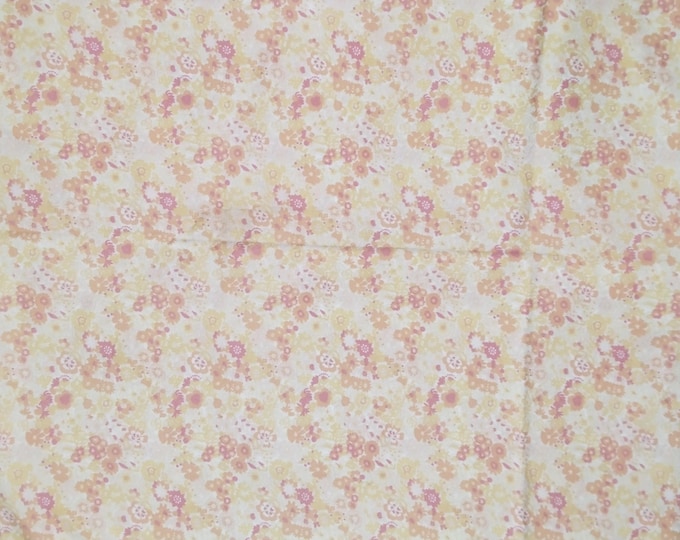 Oekotex certified cotton poplin, yellow floral print