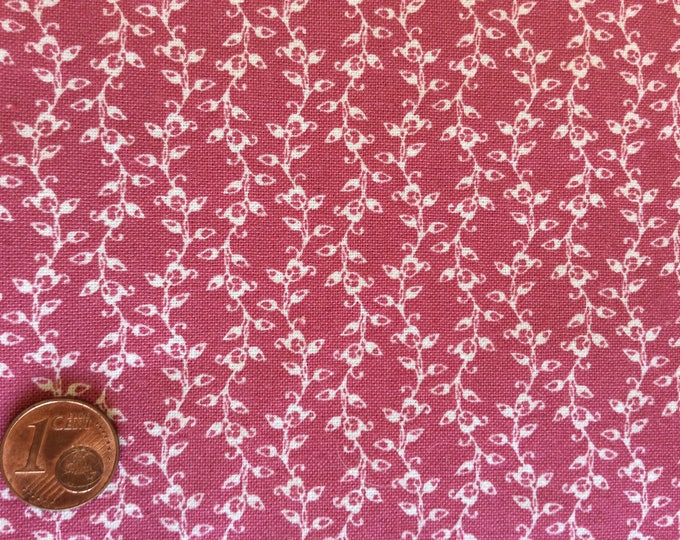 High quality homespun cotton poplin, antique pink leaf print