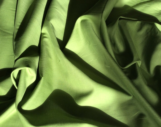 High quality cotton lawn dyed in Japan. Green no51