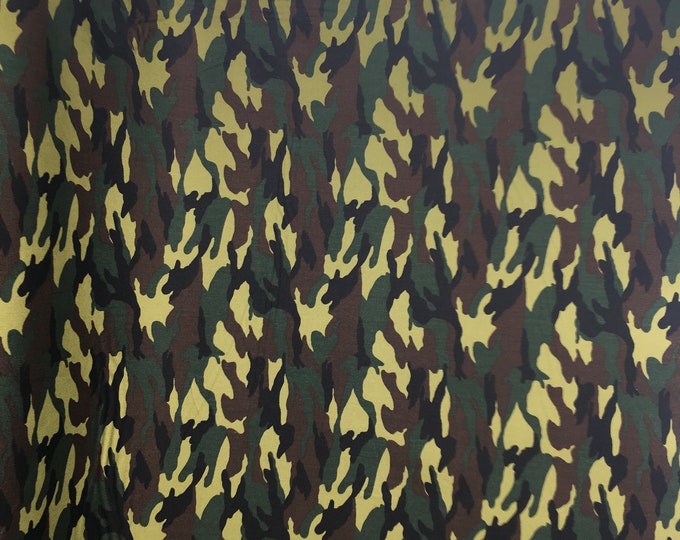 Cotton poplin with Army print