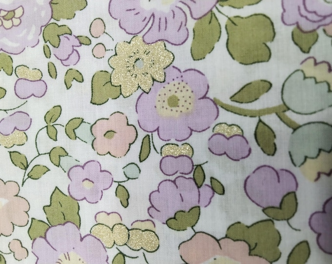 Tana lawn fabric from Liberty of London, Betsy Lilas or clair irisé