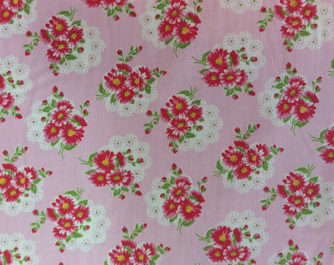 High quality cotton poplin, vintage floral print on pink