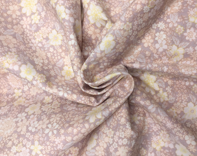 High quality cotton poplin, floral print on pearl