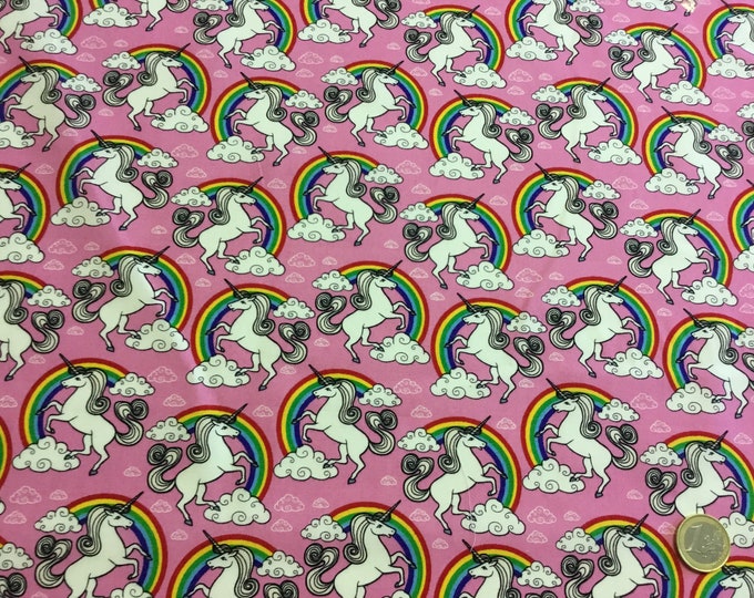 High quality cotton poplin, unicorns on pink