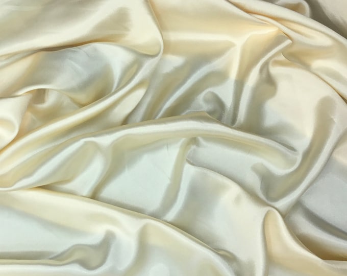 High quality silky satin, backed crepe. Soft yellow nr7