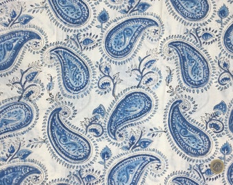 Tissu voile de coton imprimé à la main en Inde. Jaipur cachemire bleu bébé