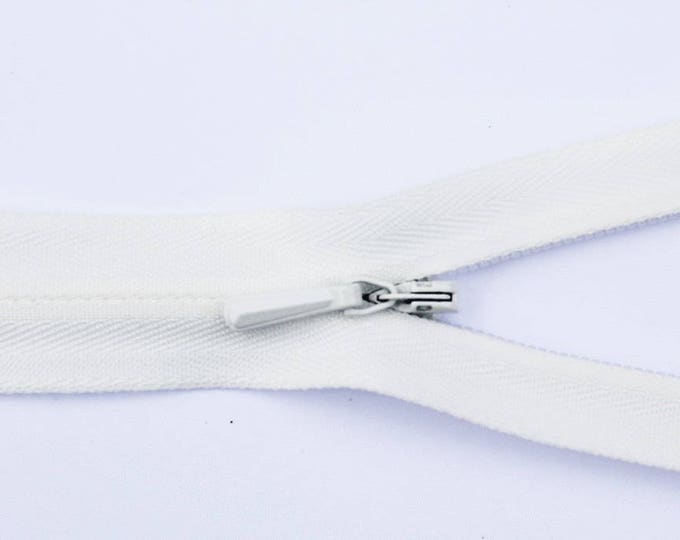 Invisible concealed zippers, 56cm (22"), ivory or cream