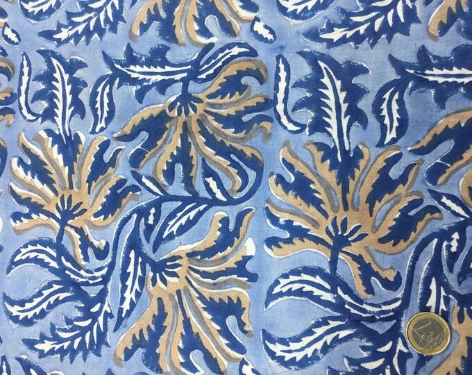 Indian block printed cotton muslin, hand made. Blue and beige Jaipur print