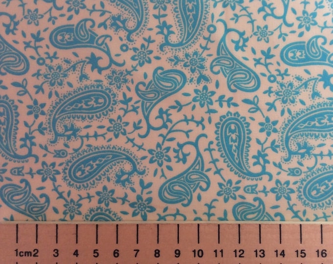 High quality cotton poplin printed in Japan, cream/turquoise paisley print